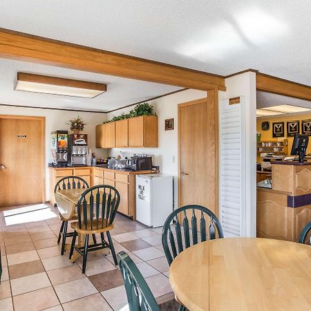 Rodeway Inn Pronghorn Lodge Lander Eksteriør billede